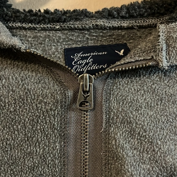 American Eagle Outfitters Gray Fleece Style Zip Up Hooded Jacket S - Picture 2 of 16